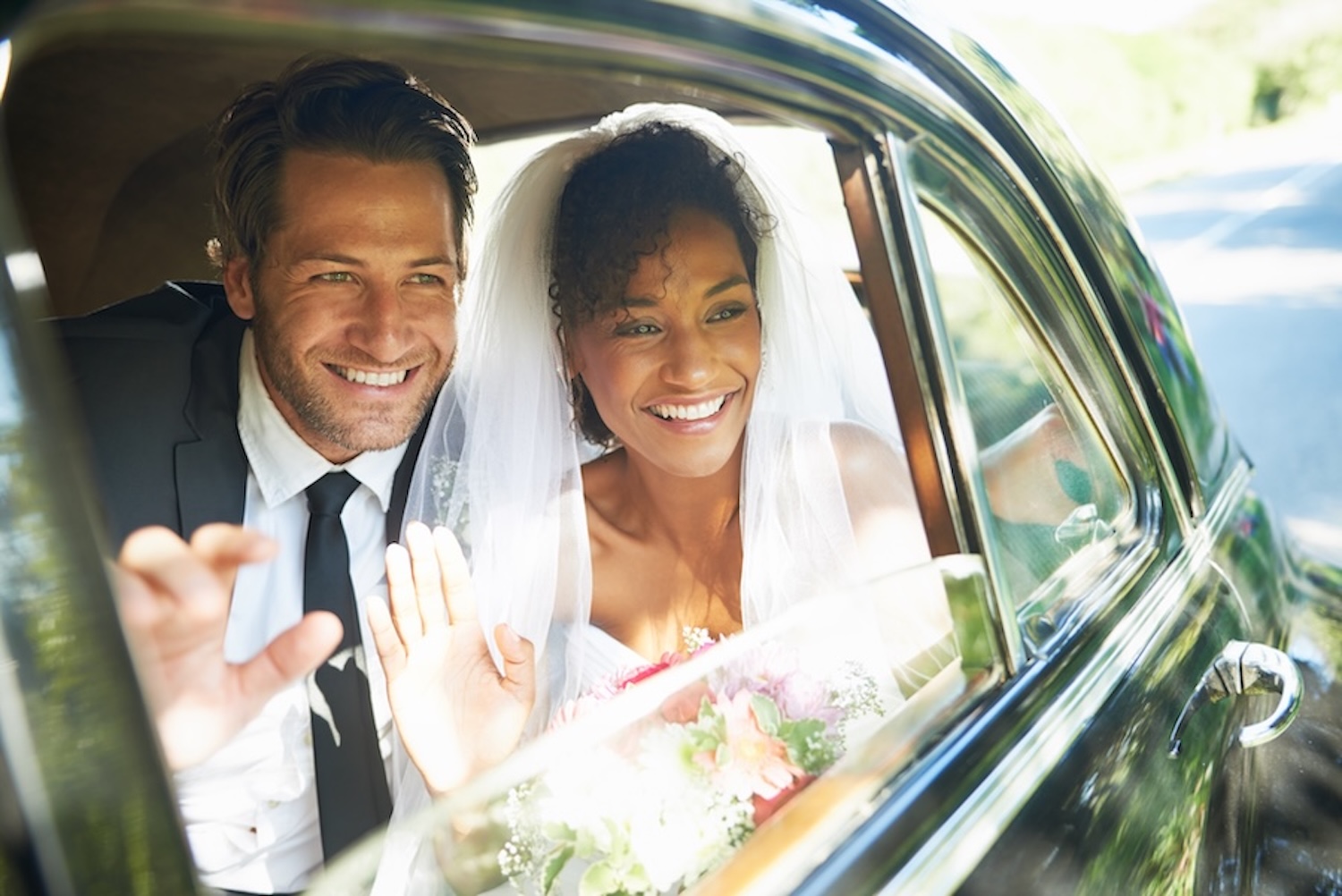 wedding couple, cosmetic dentistry to refresh smile before wedding